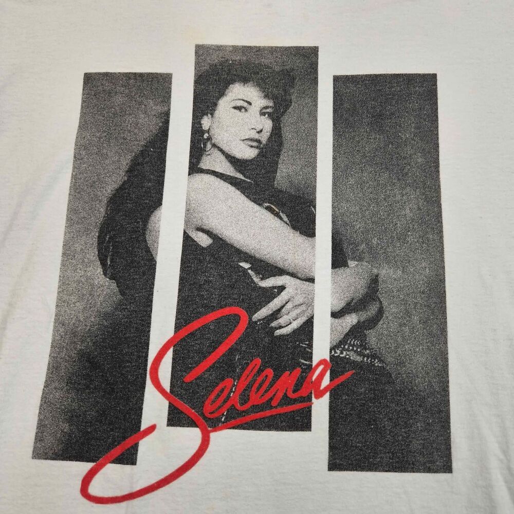 Selena Quintanilla Official Merchandise Graphic T Shirt White Medium Cotton